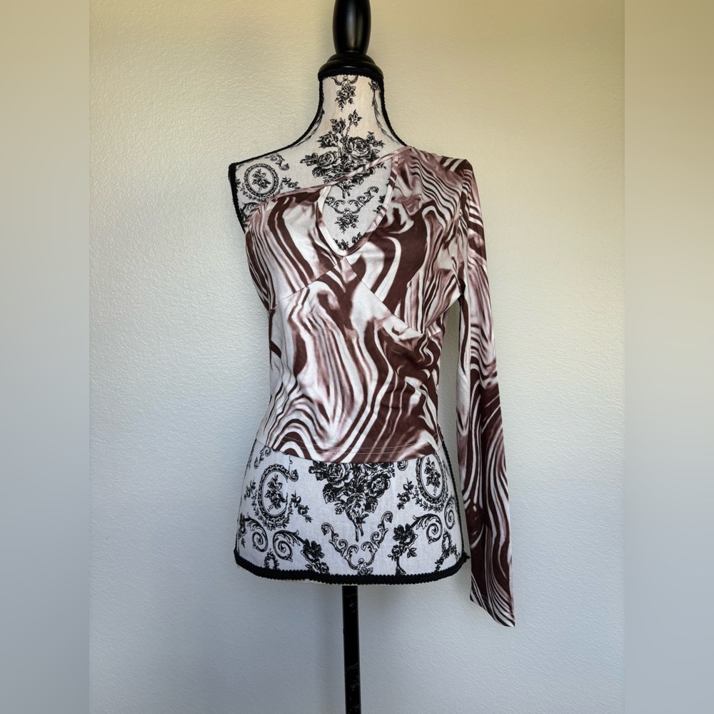 SHEIN Brown & white  Swirl Long Sleeve Crop Top